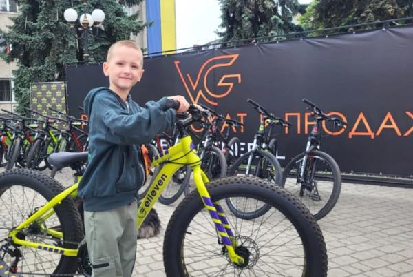 Під час благодійного велозабігу у Ковелі зібрали 20 тисяч гривень для ЗСУ22