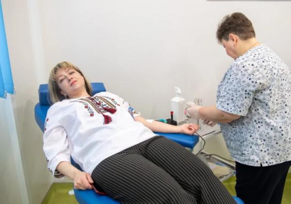 Понад 30 одеситів здали донорську кров під час акції до Всесвітнього дня вишиванки3