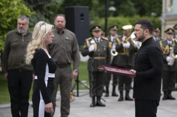 Президент України відзначив державними нагородами миколаївських морських піхотинців3