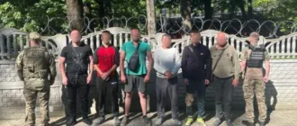 Прикордонники Закарпаття затримали шістьох чоловіків, які готували нелегальний перехід