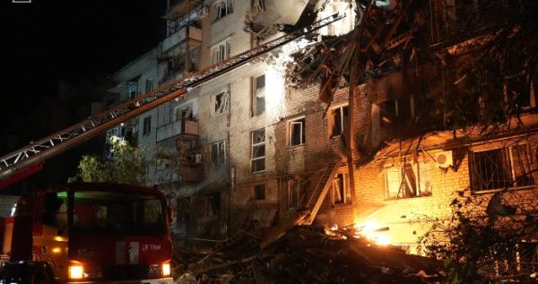 У Миколаєві внаслідок атаки дронами зрйнувано будинок