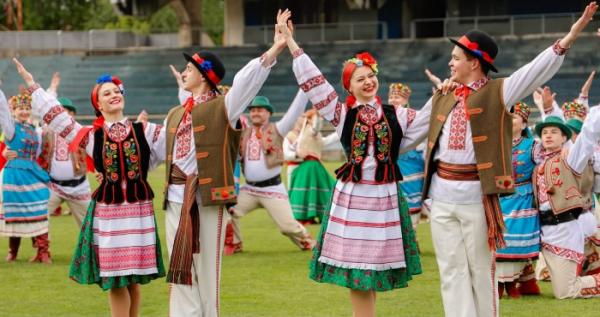 Танцювальний флешмоб. Джерело: Івано-Франківська ОВА
