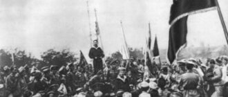 Синьо-жовті стяги над морем і флотом