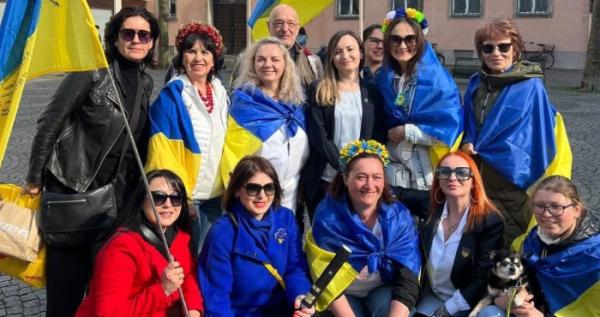 Українці за кордоном