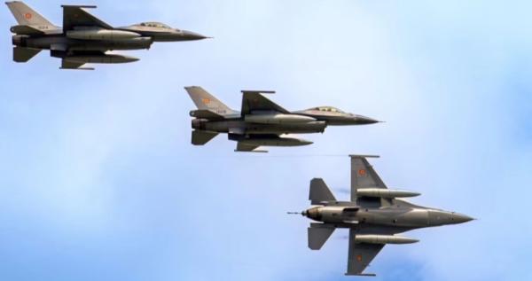 F-16