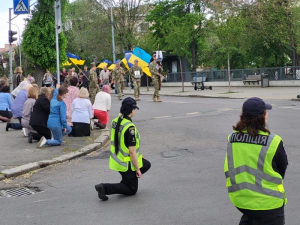 У Ковелі попрощалися із захисником Дмитром Сергієнком9
