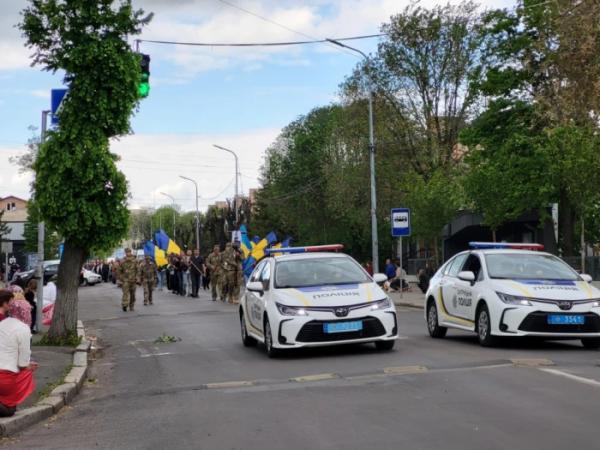 У Ковелі попрощалися із захисником Дмитром Сергієнком8