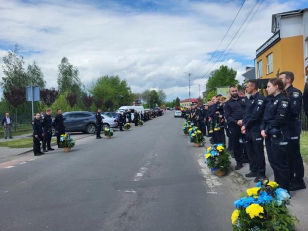У Ковелі попрощалися із захисником Дмитром Сергієнком2