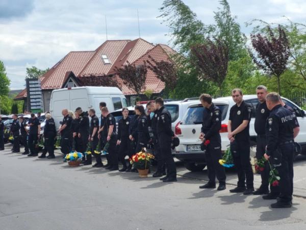 У Ковелі попрощалися із захисником Дмитром Сергієнком1