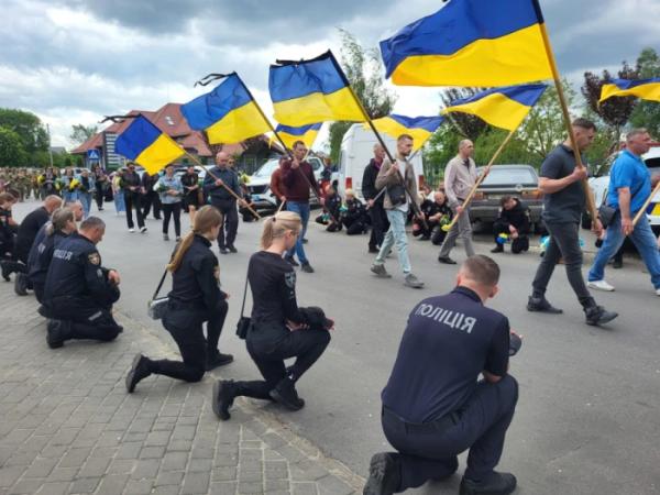 У Ковелі попрощалися із захисником Дмитром Сергієнком7
