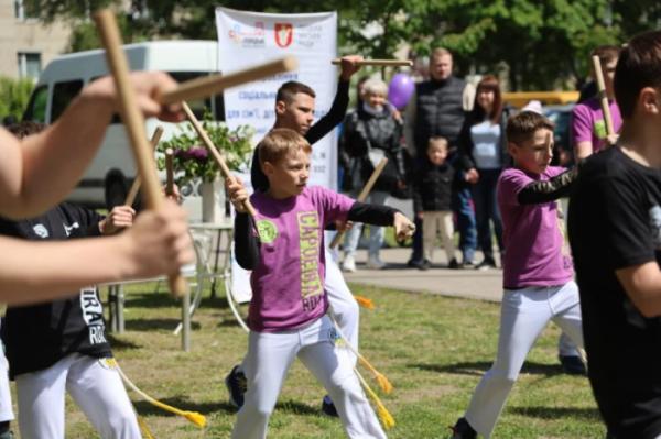 У Луцьку відбувся сімейний фестиваль «Тепло материнських сердець»52