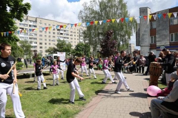 У Луцьку відбувся сімейний фестиваль «Тепло материнських сердець»51