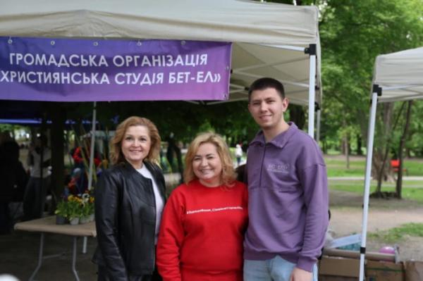 У Луцьку відбувся сімейний фестиваль «Тепло материнських сердець»49