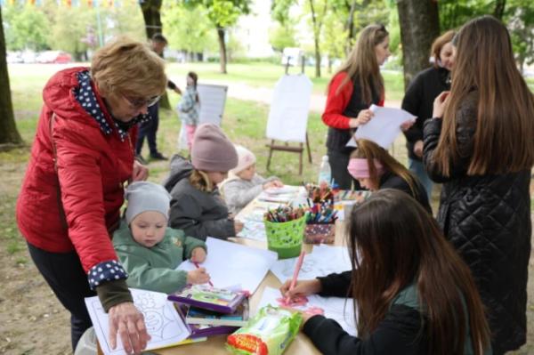 У Луцьку відбувся сімейний фестиваль «Тепло материнських сердець»34