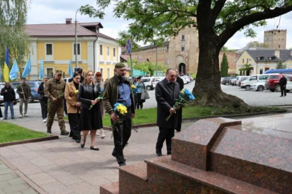 У Луцьку вшанували пам’ять жертв геноциду кримськотатарського народу1
