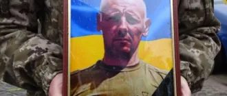 У селі Кустичі попрощалися із захисником Сергієм Гречином