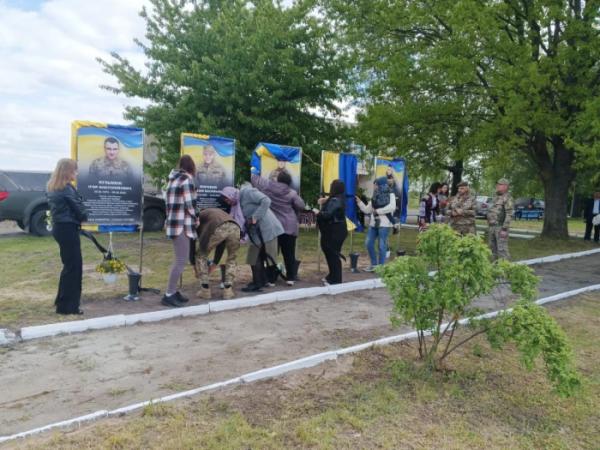 У селі Мокрець відкрили Алею Слави полеглих захисників5