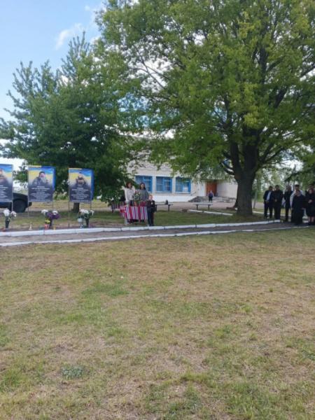 У селі Мокрець відкрили Алею Слави полеглих захисників15