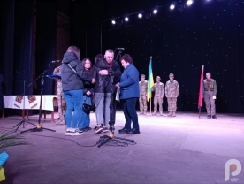У Шептицькому рідним захисників вручили відзнаки17