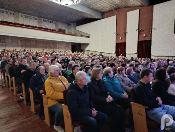 У Шептицькому рідним захисників вручили відзнаки3