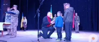 У Шептицькому рідним захисників вручили відзнаки
