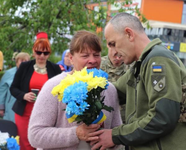 У Вараші матерям трьох мужніх захисників вручили посмертні ордени синів6