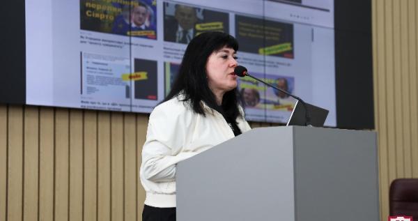 У ВНУ відбулася публічна лекція про інформаційні впливи, пропаганду та фейки