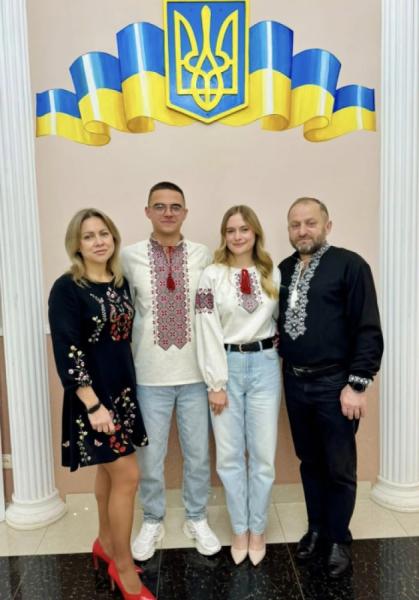 Наречені Давид та Олександра