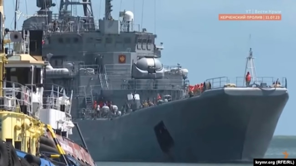 Російський великий десантний корабель «Оленегорский горняк» був атакований ЗСУ 4 серпня 2023 року