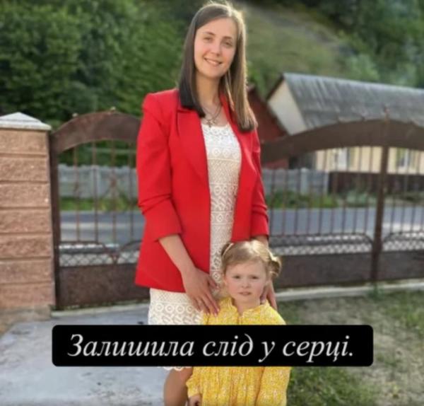 «Залишаєтеся з нами – назавжди, у серці»: випускники Виноградівської ЗОШ № 1 підготували зворушливе звернення для своїх вчителів17