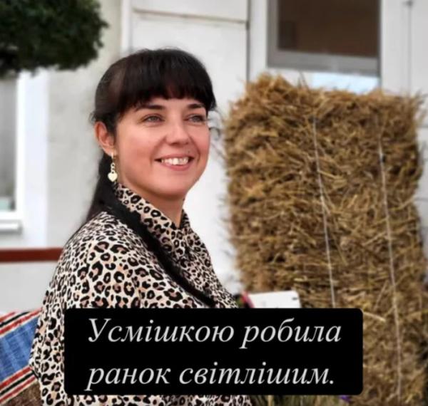 «Залишаєтеся з нами – назавжди, у серці»: випускники Виноградівської ЗОШ № 1 підготували зворушливе звернення для своїх вчителів12