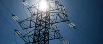 Частина Херсона залишилася без світла через перевантаження мережі
