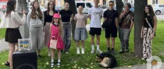 Ілюзія безпеки зруйнувалась: на Трійцю у Рожищі діти збирають гроші на ремонт авто для ЗСУ