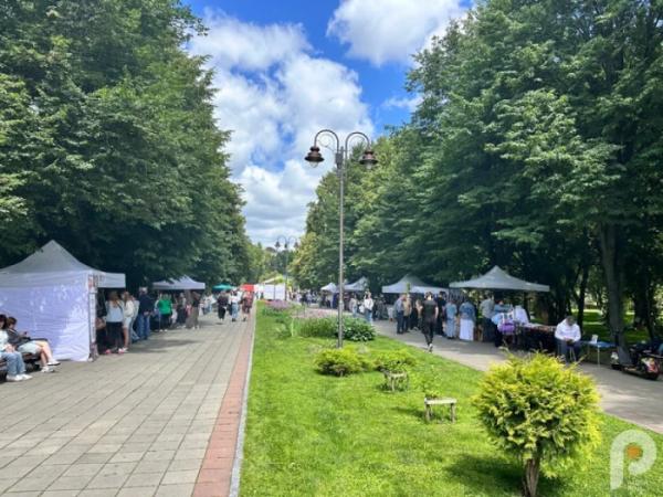 «Я зміг – і ти зможеш»: у Луцьку ветерани та їхні родини презентували бізнеси на ярмарку3