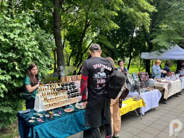 «Я зміг – і ти зможеш»: у Луцьку ветерани та їхні родини презентували бізнеси на ярмарку2