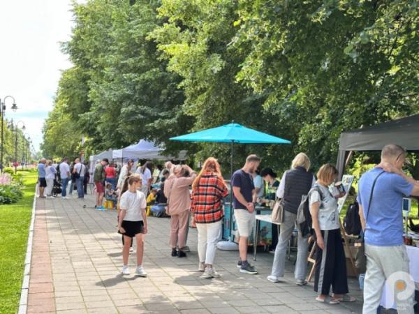 «Я зміг – і ти зможеш»: у Луцьку ветерани та їхні родини презентували бізнеси на ярмарку25