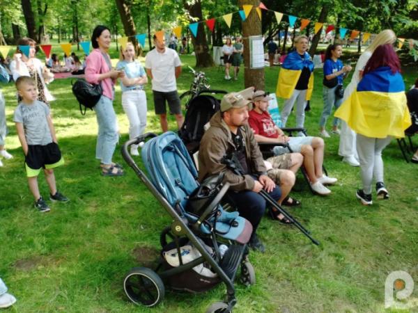 Лучани зустріли ветеранів, які йдуть пішки з Нідерландів до Києва3