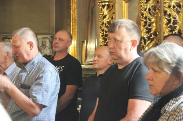 Луцьк попрощався з військовослужбовцем Дмитром Свириденком7