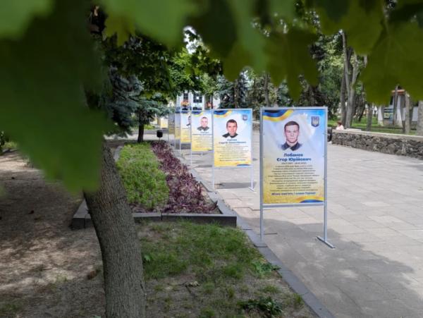 На бульварі у Ковелі повернули Алею пам’яті Героїв3