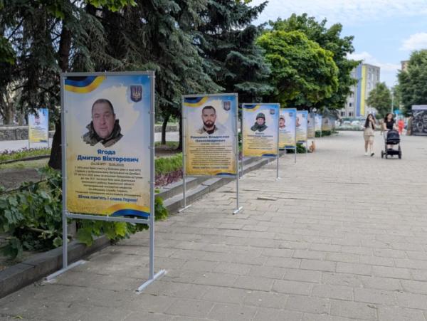 На бульварі у Ковелі повернули Алею пам’яті Героїв1