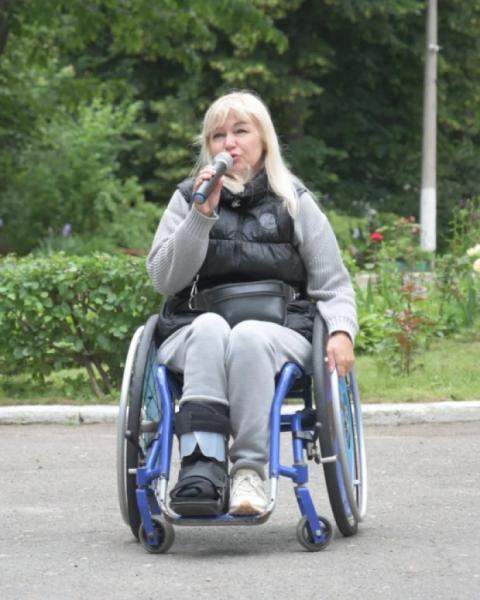 На фасаді Рівненського ліцею №9 відкрили меморіальну дошку захиснику Роману Шепелевичу