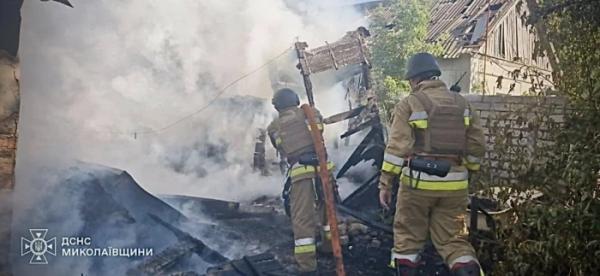 На Миколаївщині вогнеборці ліквідували наслідки масованого обстрілу по Очакову4