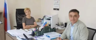 Окупанти обіцяють «реформувати» медицину в Каховці, попри реальні проблеми з лікуванням місцевих жителів