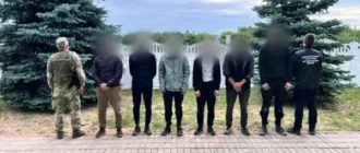 Поблизу кордону з Угорщиною на Закарпатті прикордонники зупинили групу порушників