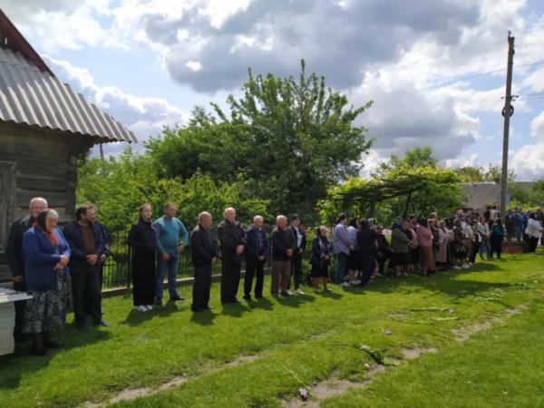 Прапори, квіти і сльози: Старовижівська громада вклонилася полеглому воїнові Сергію Сливці14
