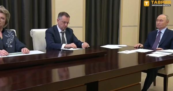 Путін під час засідання «русистів» / Скриншот окупаційного відео