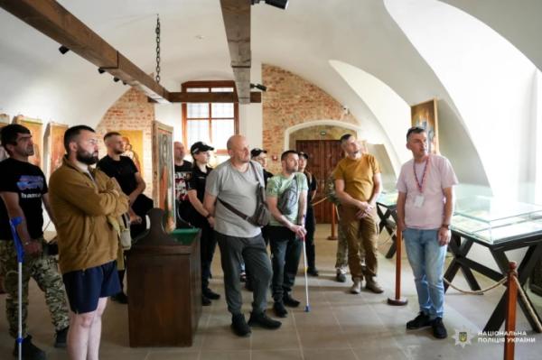 У Дубенському замку провели захід психологічної підтримки для поранених Захисників9