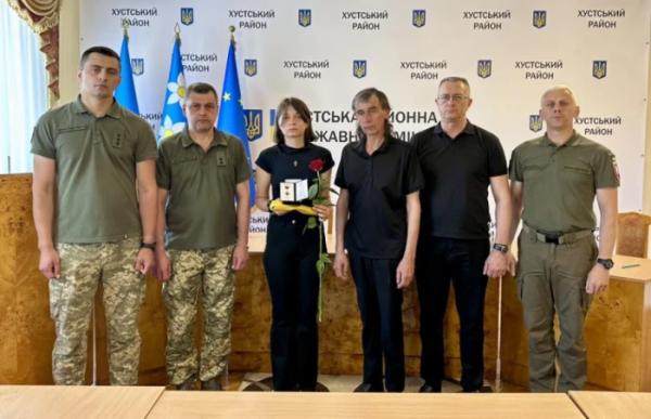 У Хусті родинам полеглих Героїв вручили посмертні нагороди1