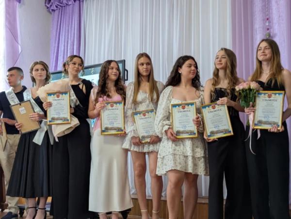 У Ковелі відбулися урочистості для випускників 202531