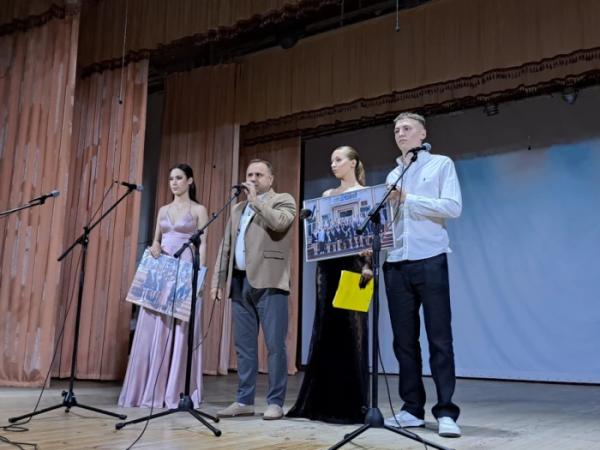У Ковелі відбулися урочистості для випускників 20259